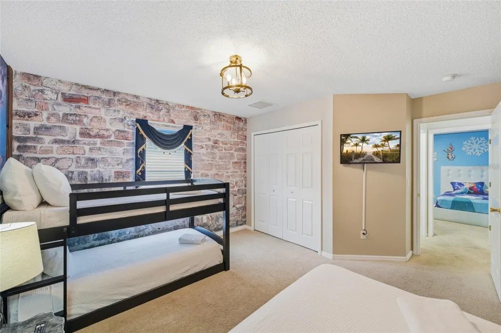 8426 SECRET KEY COVE Kissimmee, FL 34747