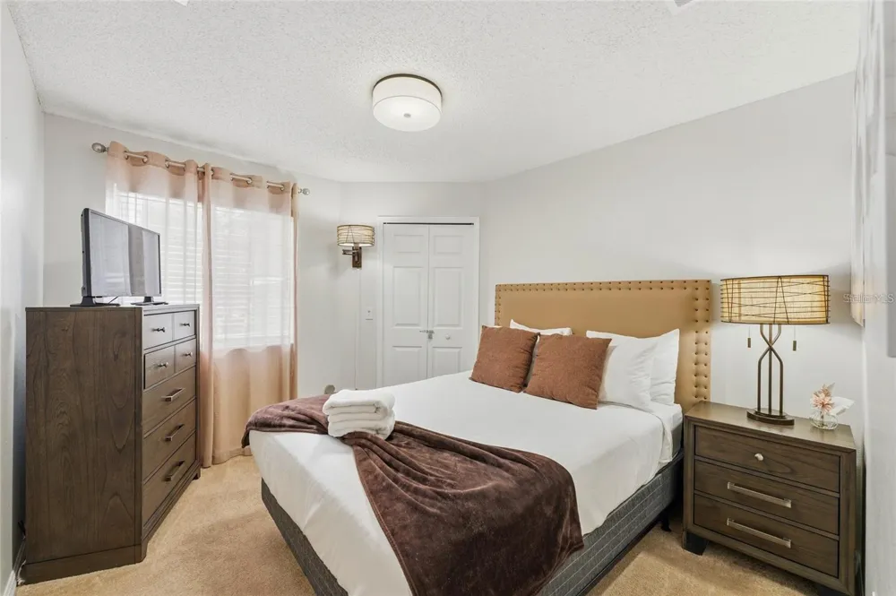 8426 SECRET KEY COVE Kissimmee, FL 34747