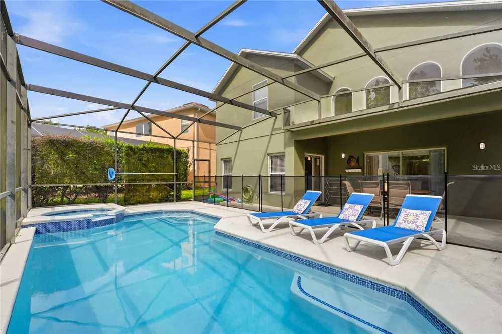 8426 SECRET KEY COVE Kissimmee, FL 34747