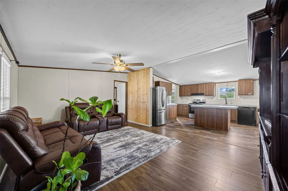 138 Double C Drive Cedar Creek, TX 78612
