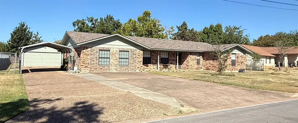 205 Parkway Drive Cedar Park, TX 78613