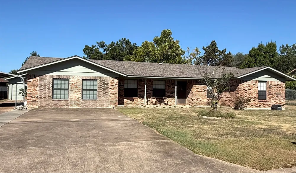 205 Parkway Drive Cedar Park, TX 78613