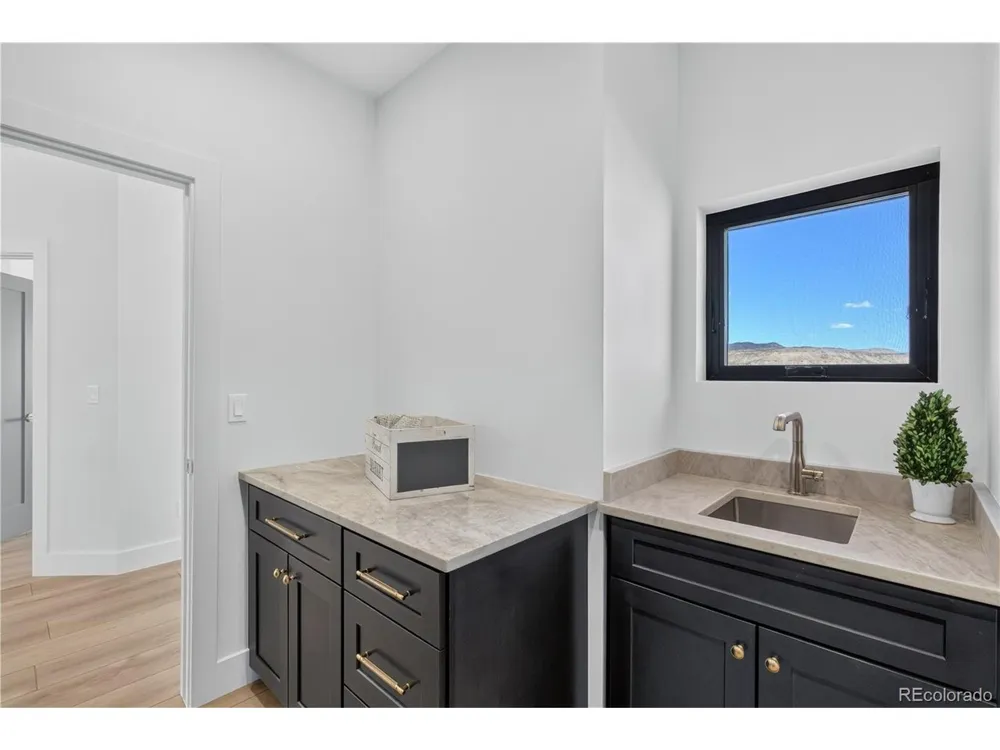 1334 Clover Court Rifle, CO 81650