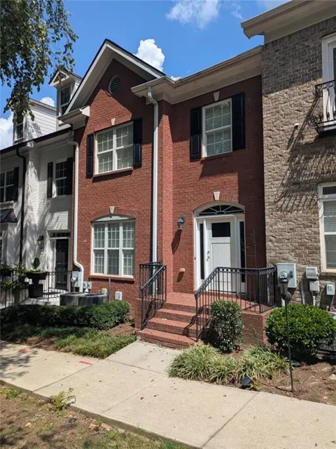 316 Holbrook Road