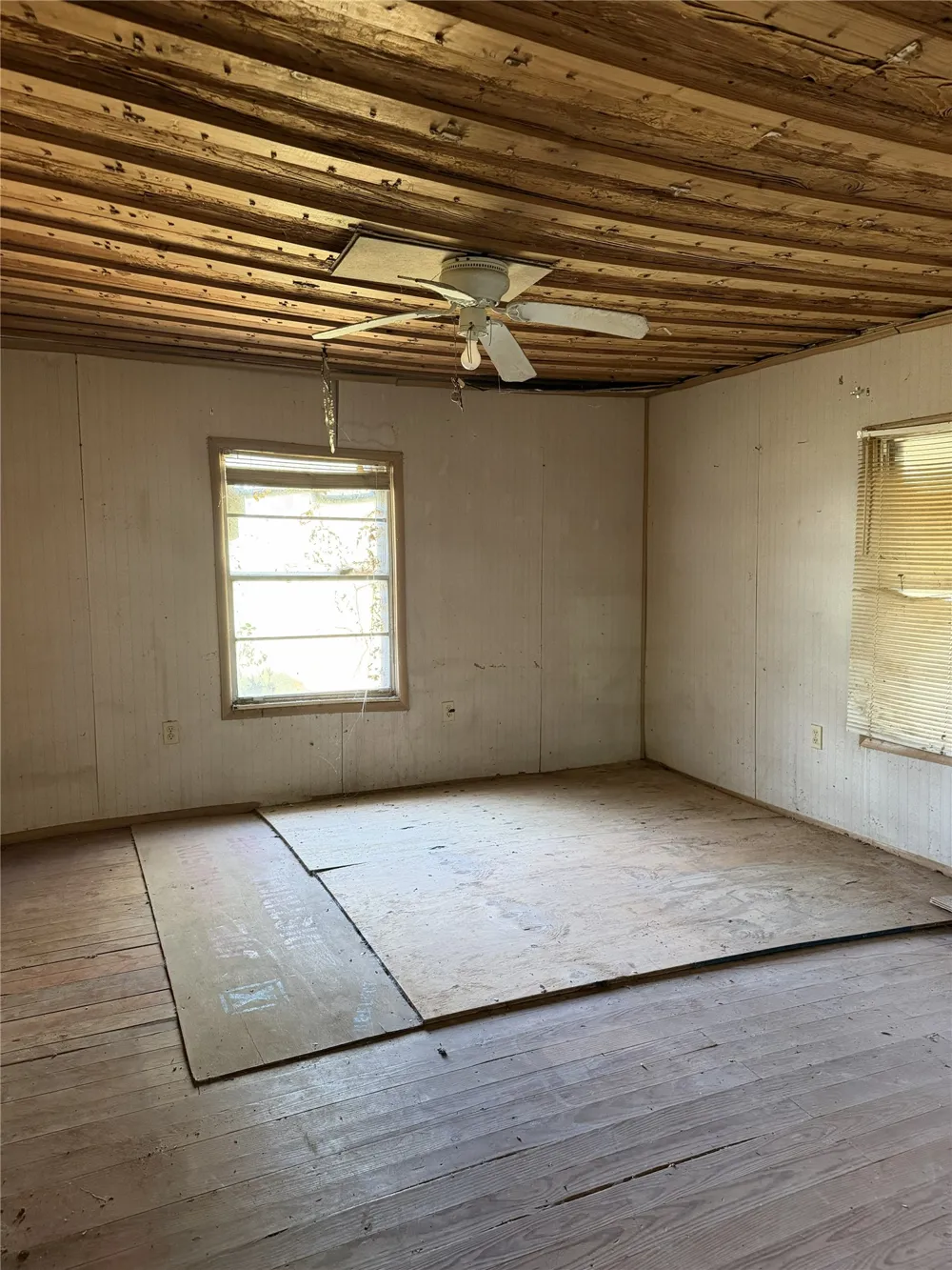 314 E Maple Street Ravenna, TX 75476