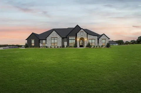 4000 Estancia Court