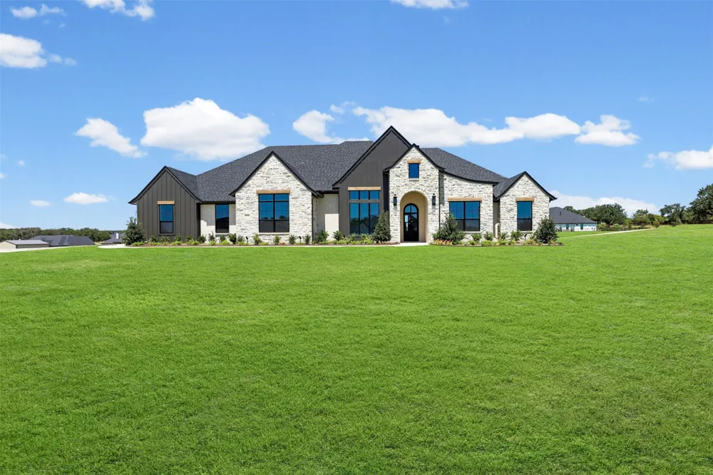 4000 Estancia Court Weatherford, TX 76088