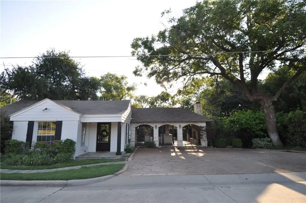 8849 Carroll Circle Frisco, TX 75034
