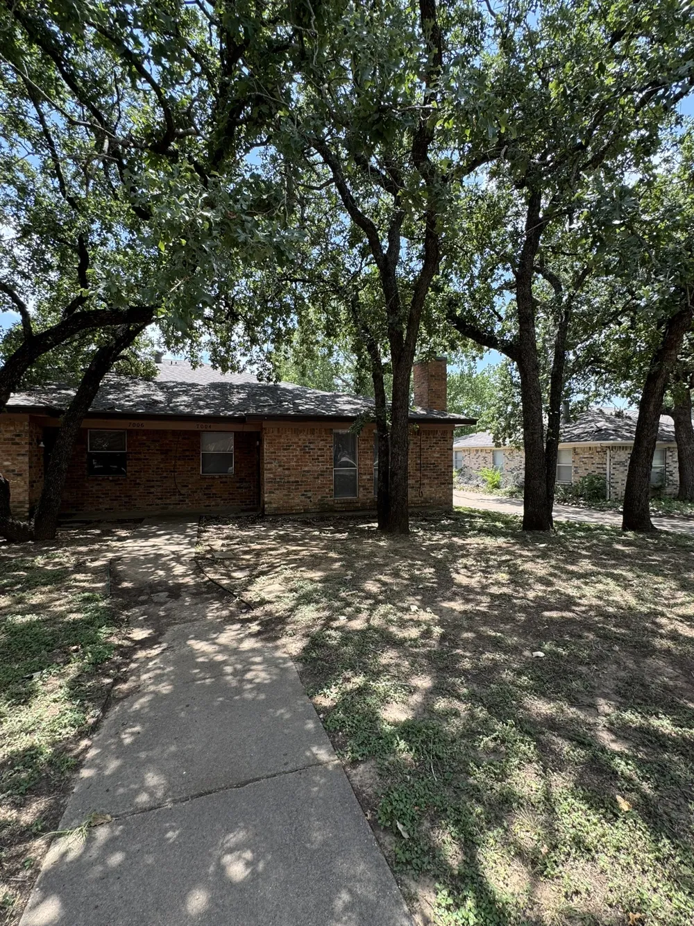 7004 Lincoln Drive North Richland Hills, TX 76182