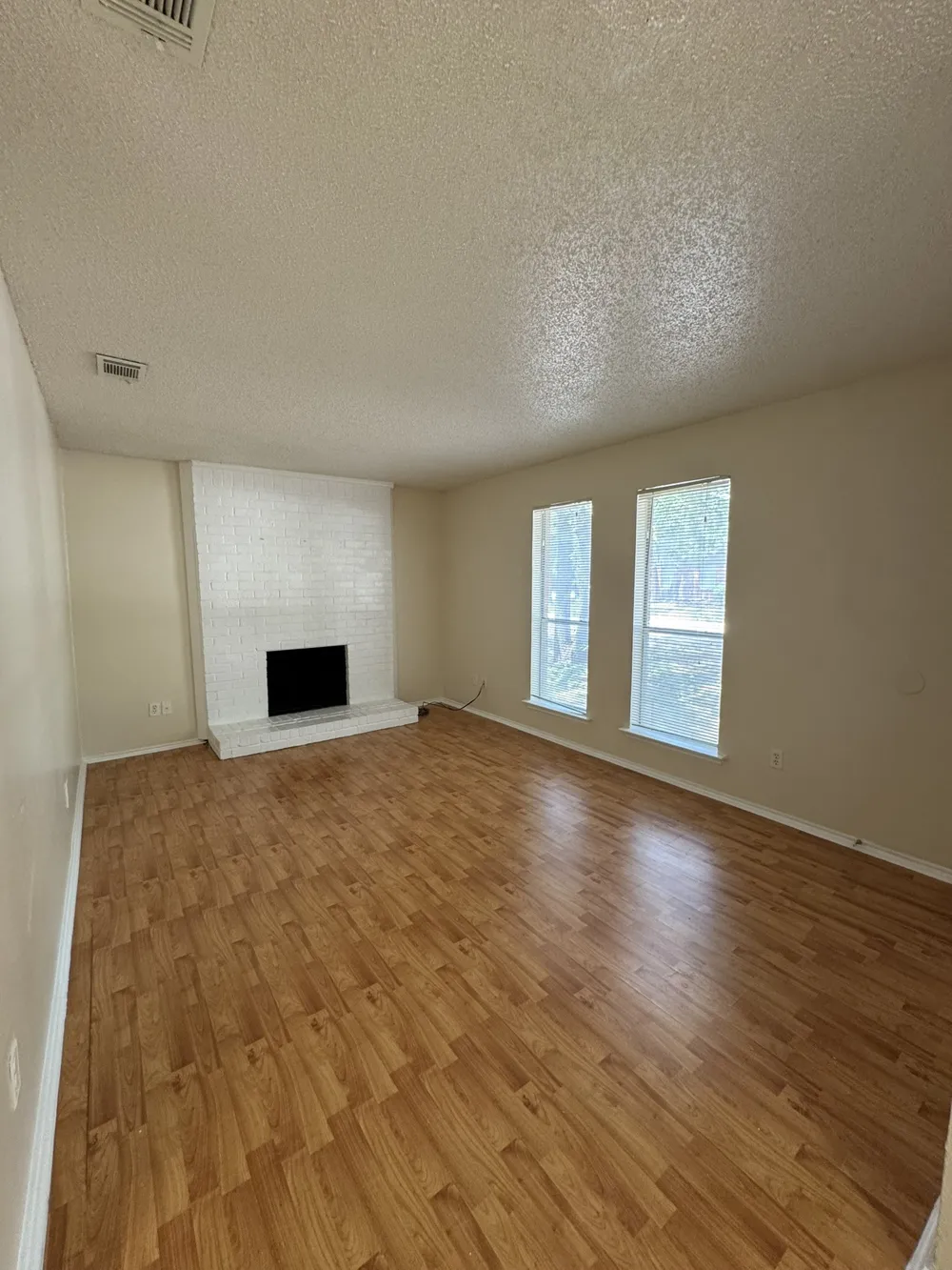 7004 Lincoln Drive North Richland Hills, TX 76182