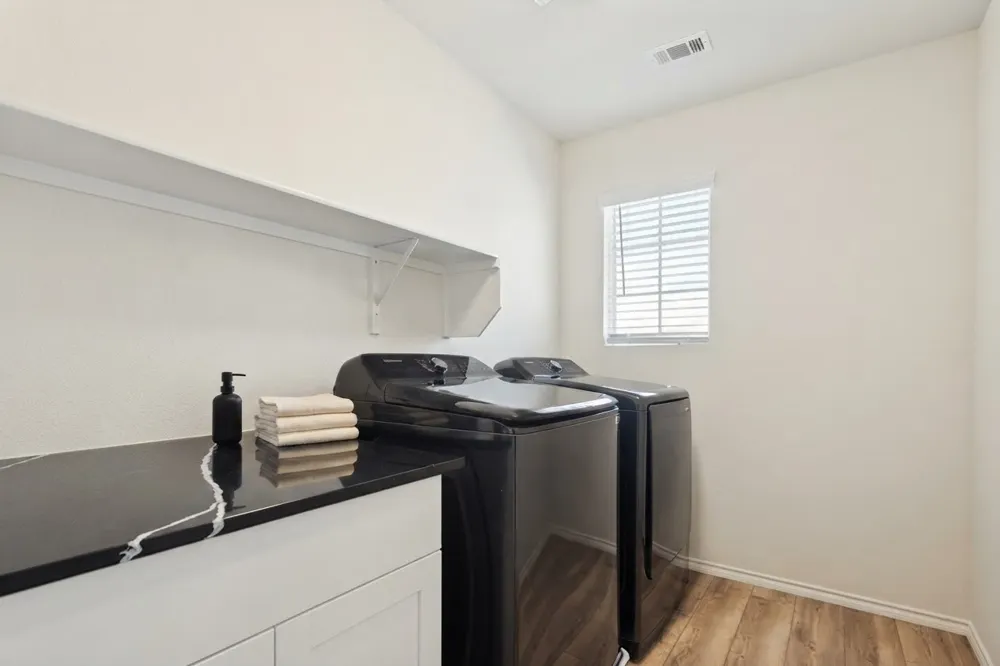 14040 Haggerston Drive Pilot Point, TX 76258