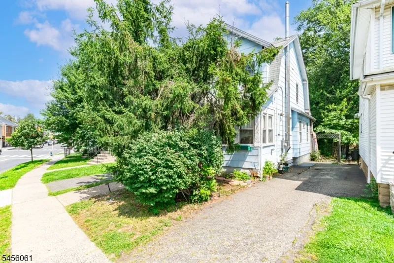 1455 Clinton Ave Irvington, NJ 07111