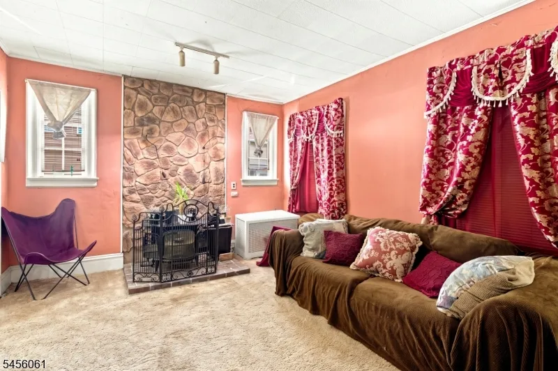 1455 Clinton Ave Irvington, NJ 07111