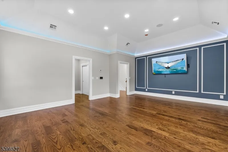 45 Dietrich Ln North Haledon, NJ 07508