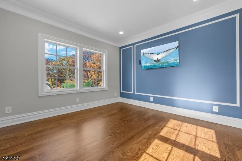 45 Dietrich Ln North Haledon, NJ 07508