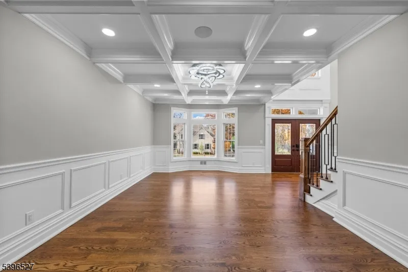 45 Dietrich Ln North Haledon, NJ 07508