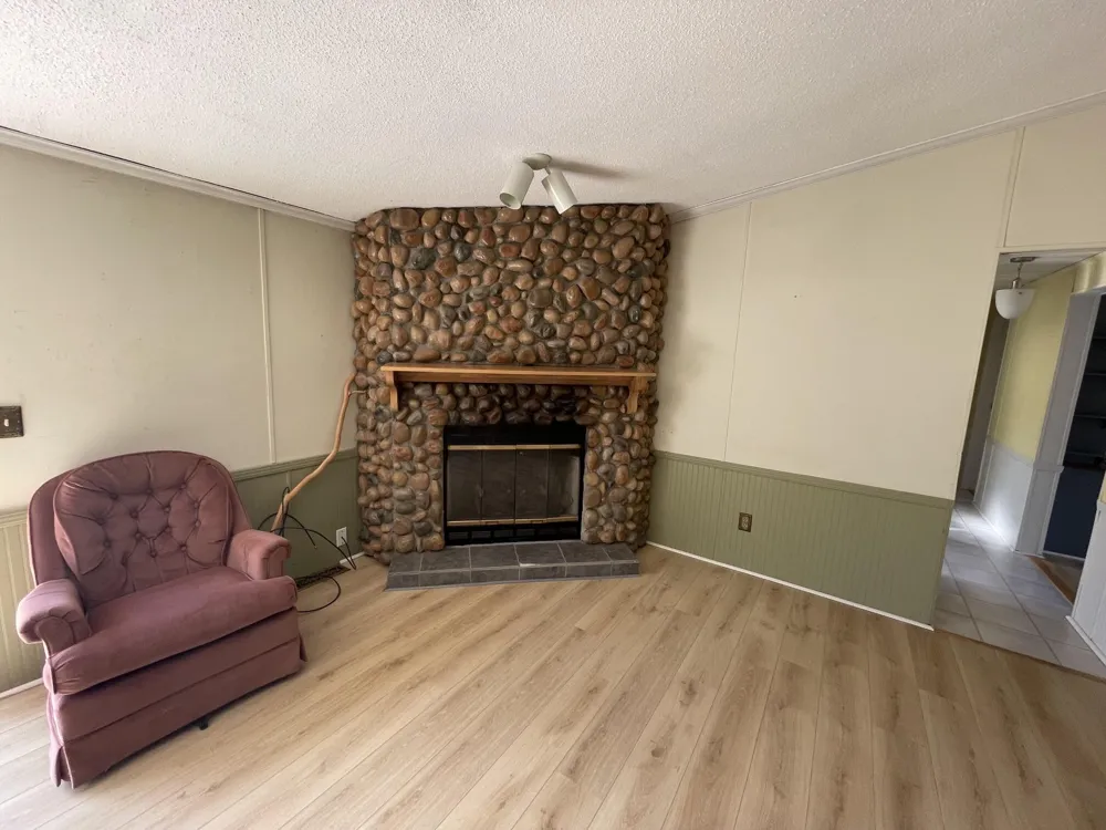 7225 E Sargeo Drive Luther, MI 49656