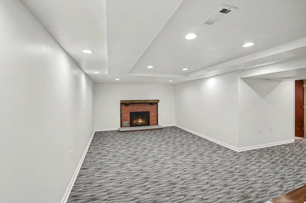 1609 Marian Avenue Ann Arbor, MI 48103