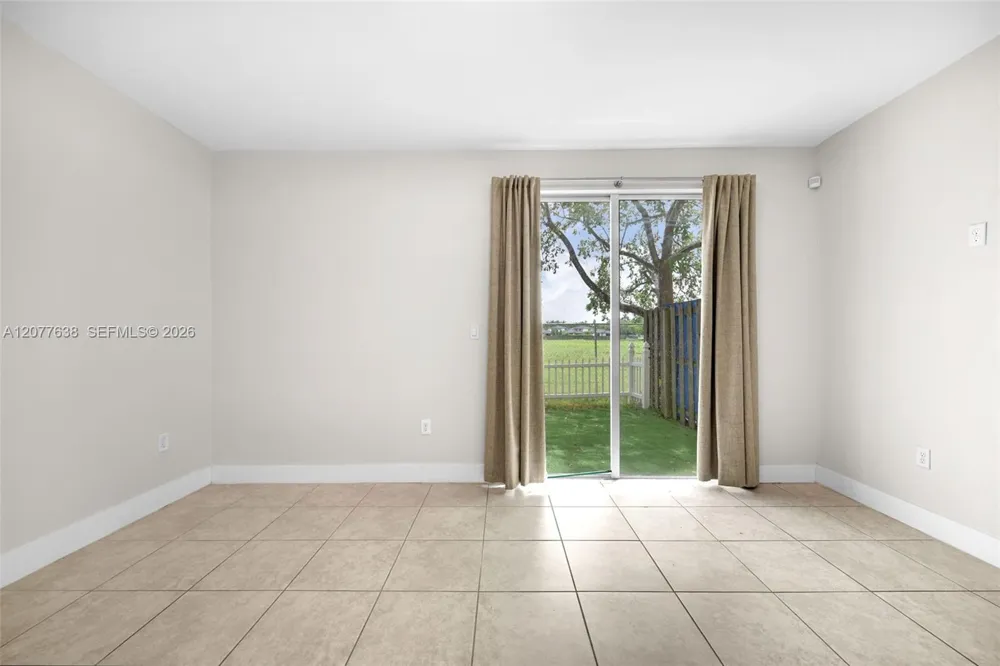 134 SE 28th Ter #5 Homestead, FL 33033