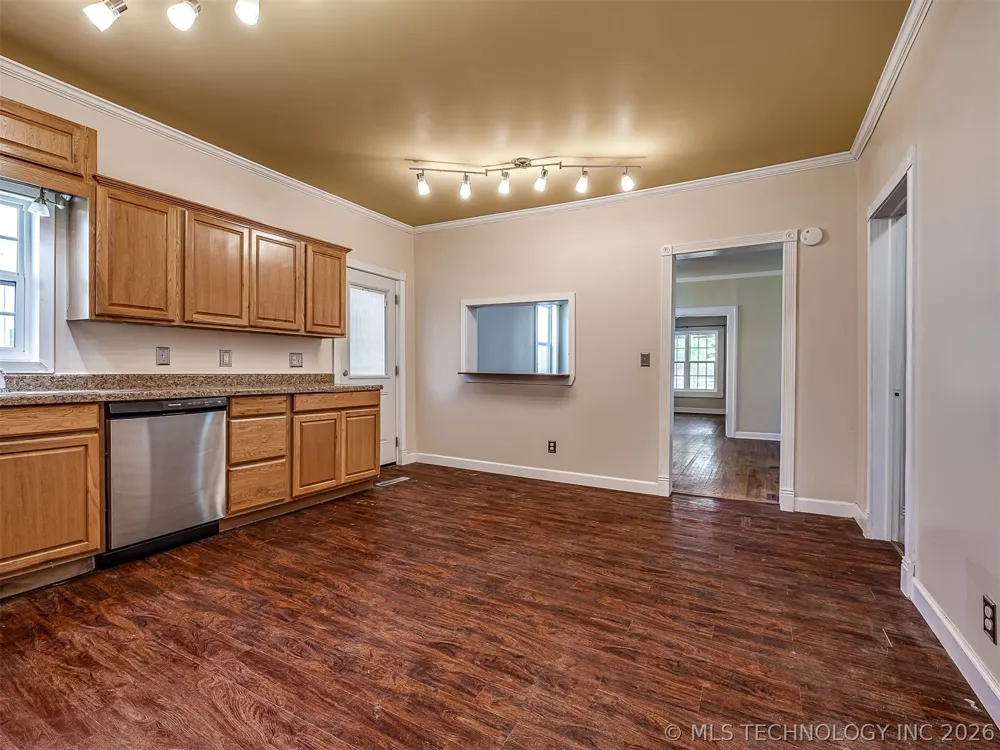 15115 E 136th Street Collinsville, OK 74021