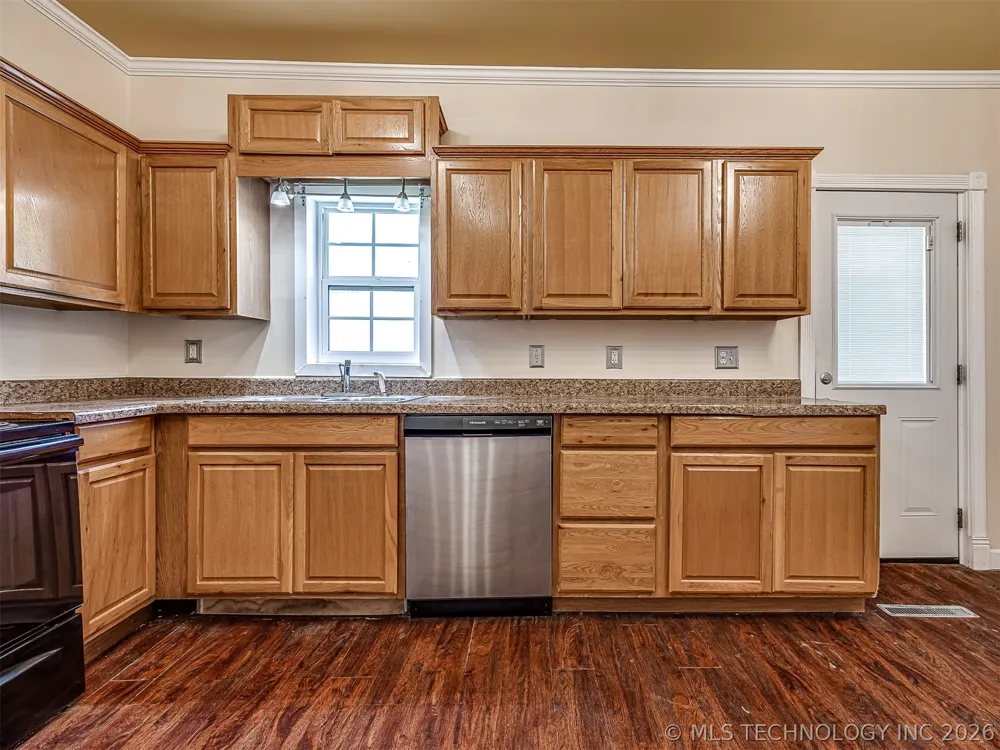 15115 E 136th Street Collinsville, OK 74021