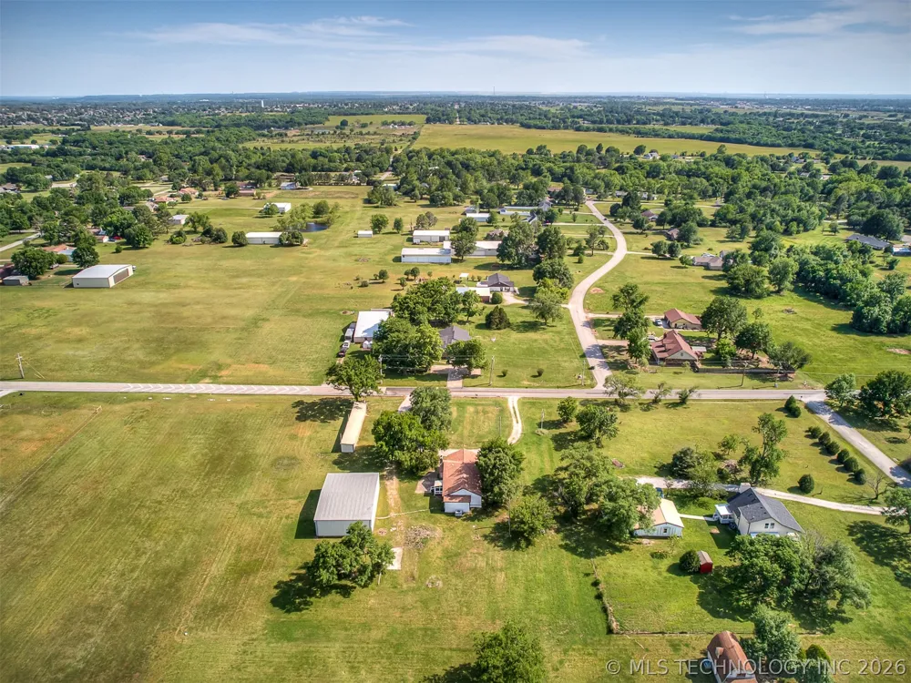 15115 E 136th Street Collinsville, OK 74021