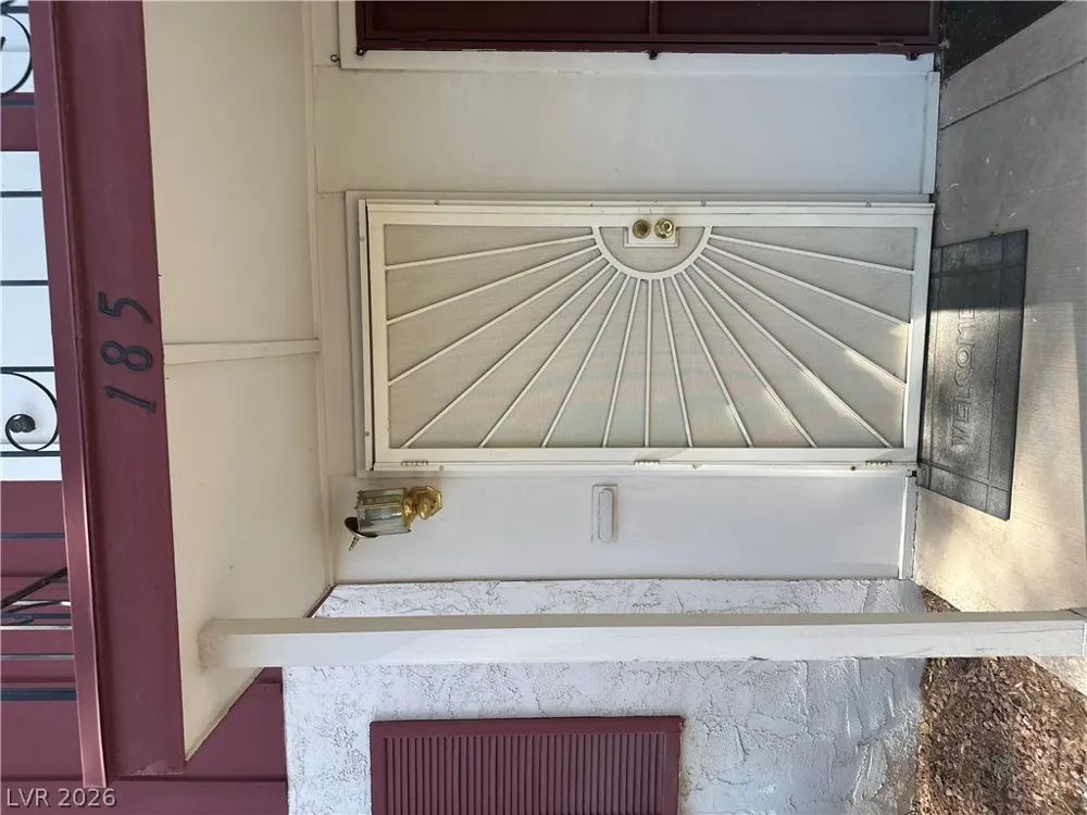 185 Pecos Way #6 Las Vegas, NV 89121
