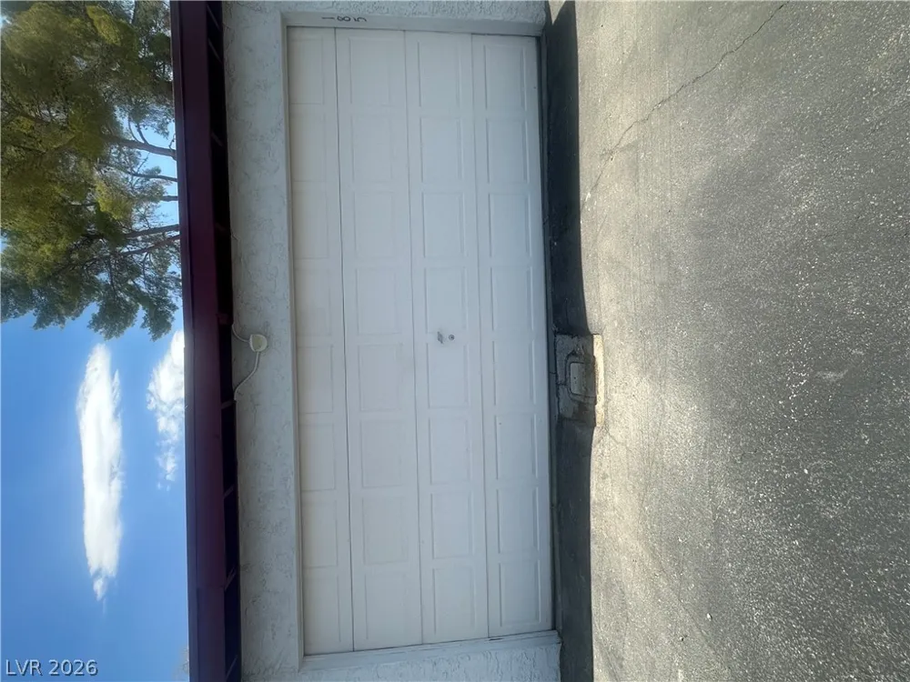 185 Pecos Way #6 Las Vegas, NV 89121