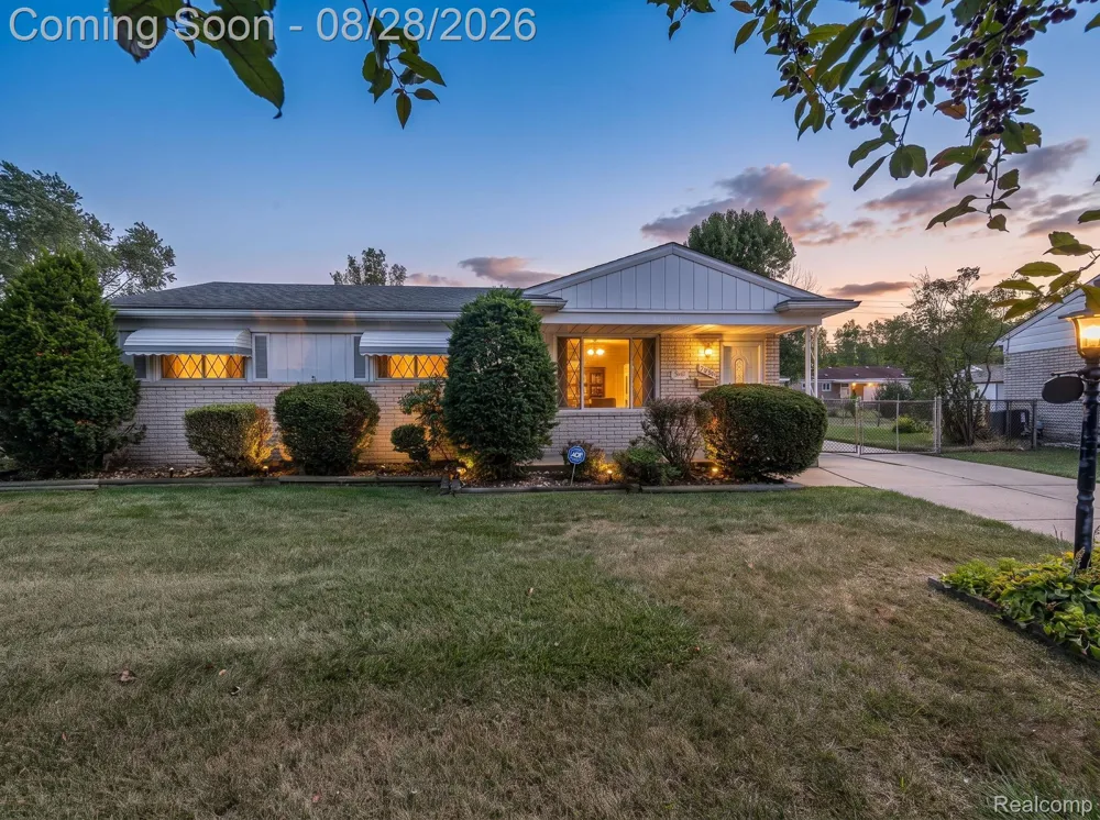 15681 Leader Street Taylor City, MI 48180