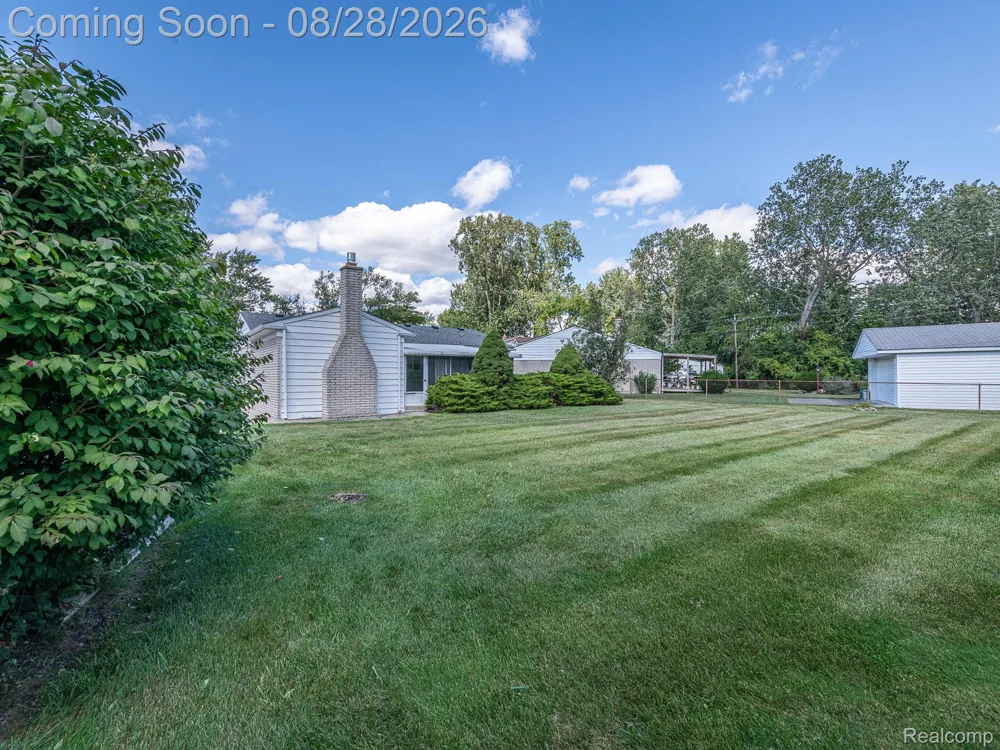 15681 Leader Street Taylor City, MI 48180
