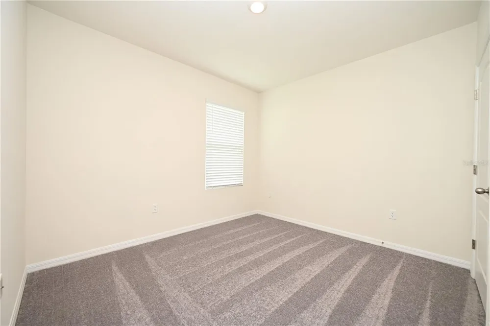 2548 RYLAND FALLS DRIVE Lakeland, FL 33811