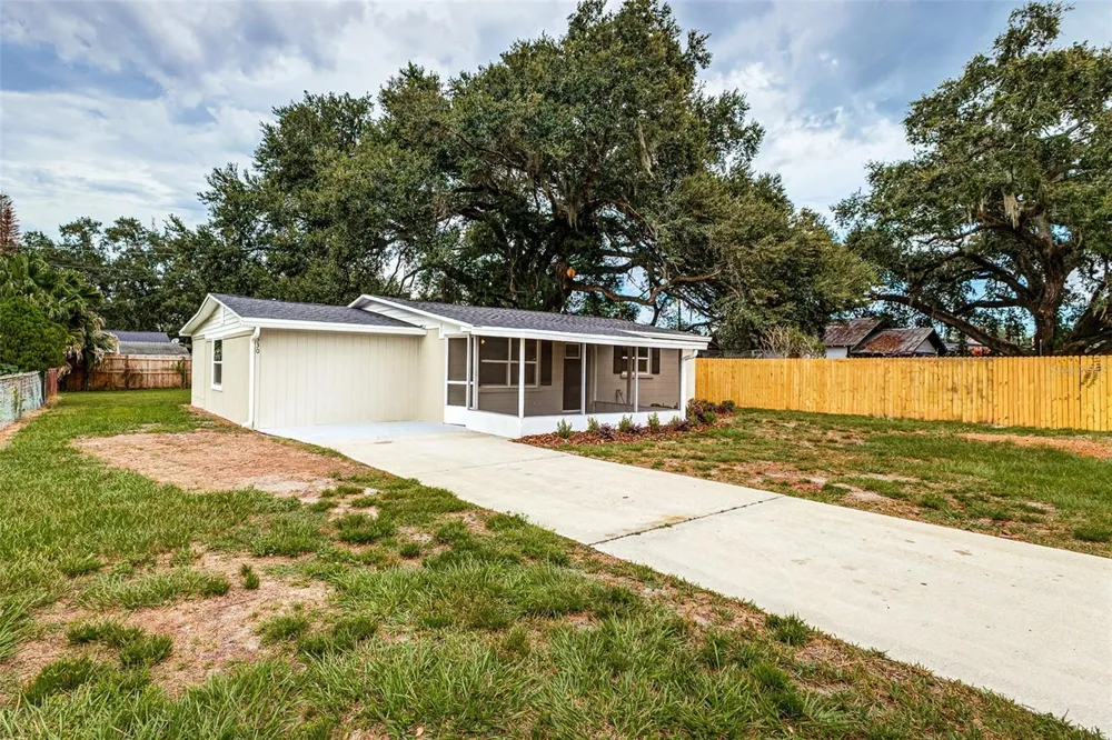2530 IDLEWILD STREET Lakeland, FL 33801