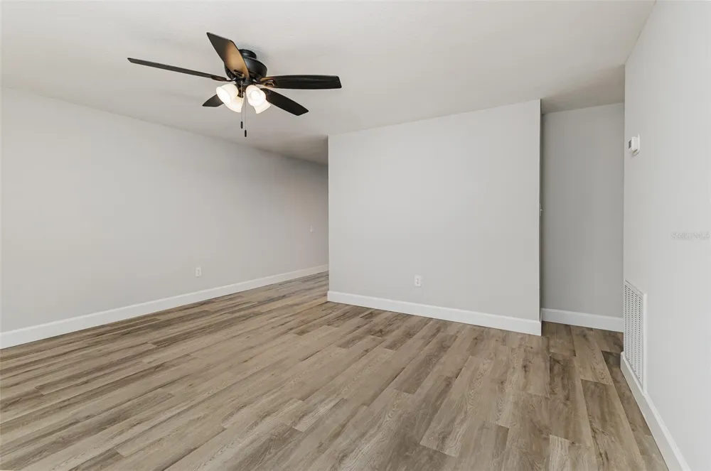 2530 IDLEWILD STREET Lakeland, FL 33801