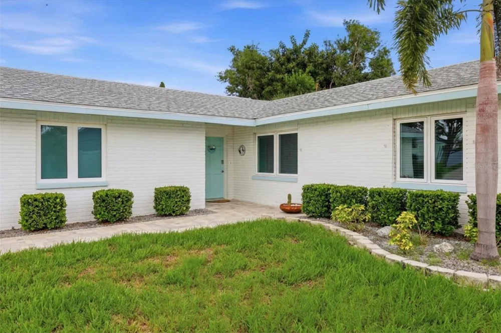 6309 FLAMINGO DRIVE Apollo Beach, FL 33572