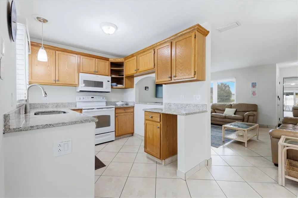 6309 FLAMINGO DRIVE Apollo Beach, FL 33572