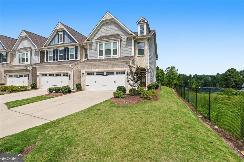 6458 Lanier Harbor LNDG Buford, GA 30518