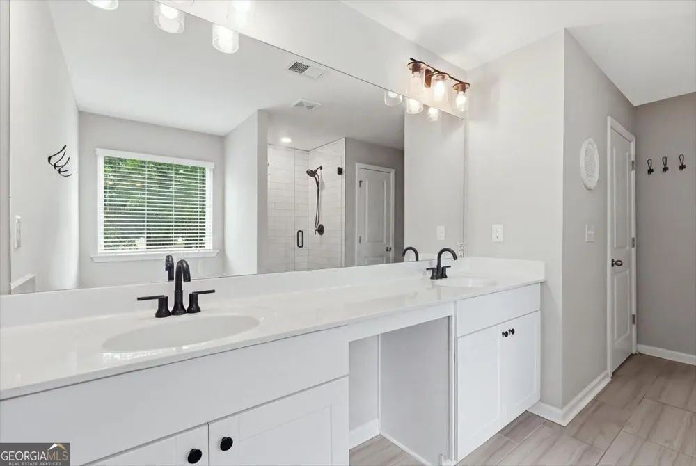 6458 Lanier Harbor LNDG Buford, GA 30518