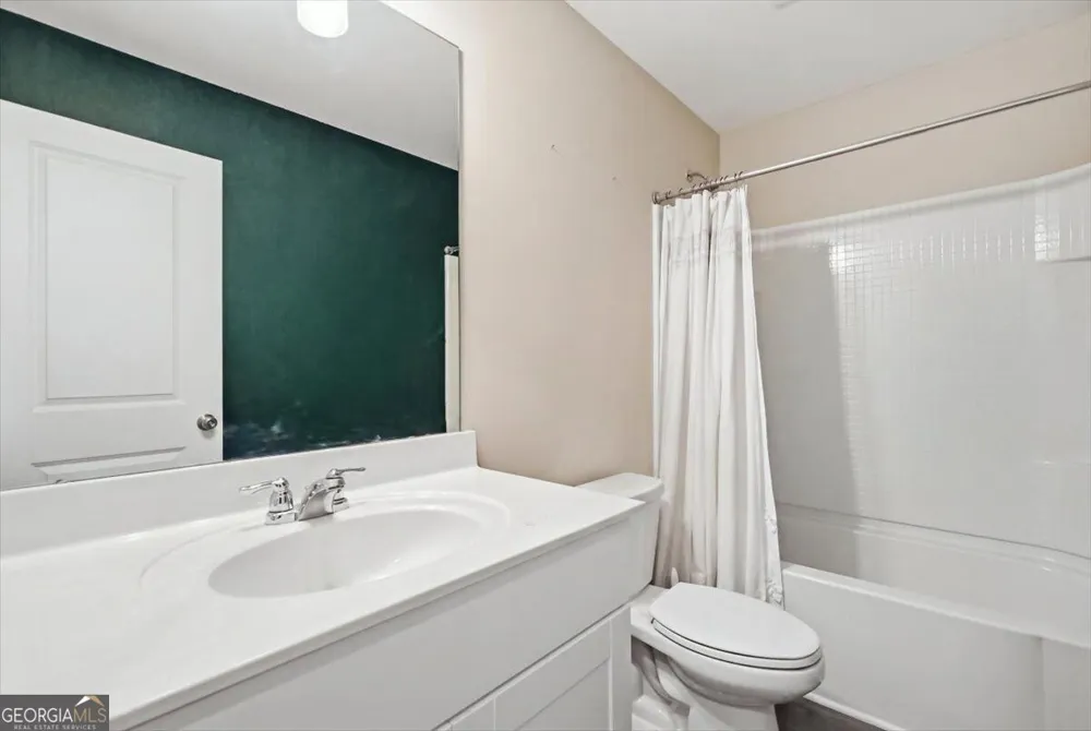 6458 Lanier Harbor LNDG Buford, GA 30518