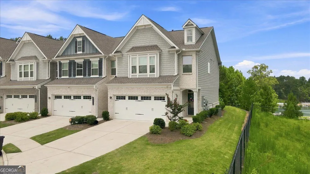 6458 Lanier Harbor LNDG Buford, GA 30518