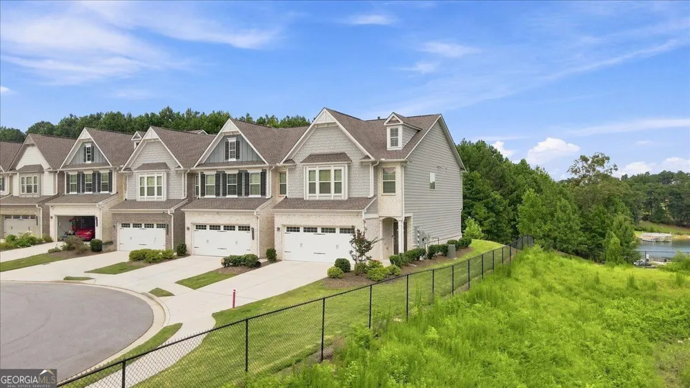 6458 Lanier Harbor LNDG Buford, GA 30518