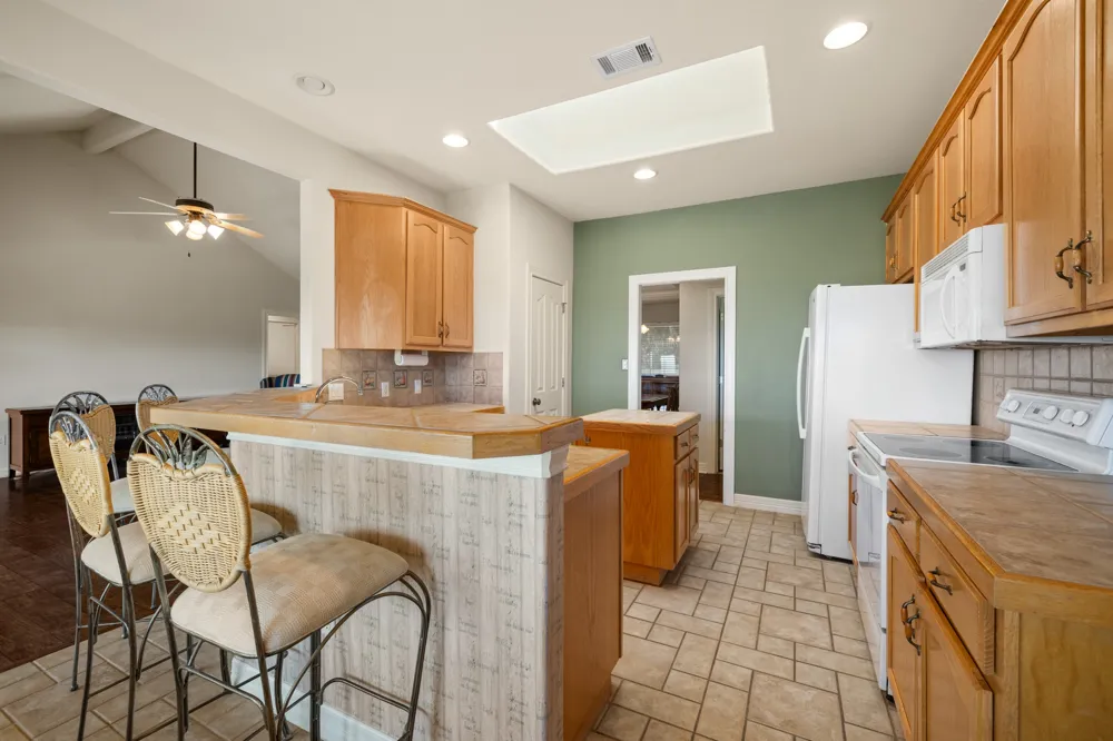 20406 WHITEROCK DRIVE Lago Vista, TX 78645