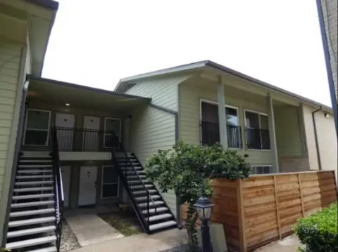 2124 Burton Drive #263