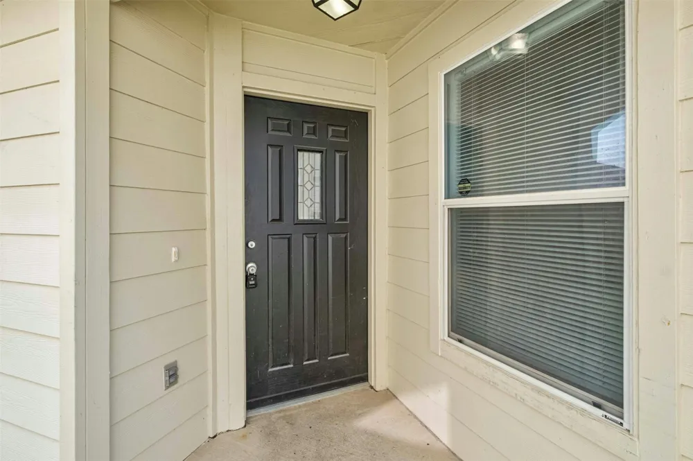 12409 Sky Harbor Drive Del Valle, TX 78617
