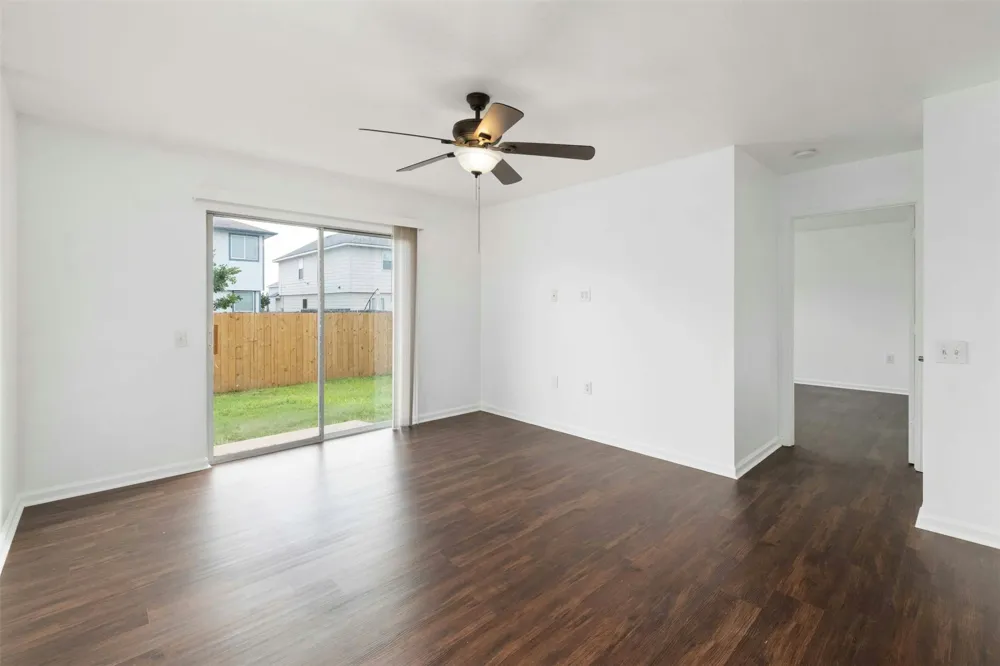 12409 Sky Harbor Drive Del Valle, TX 78617