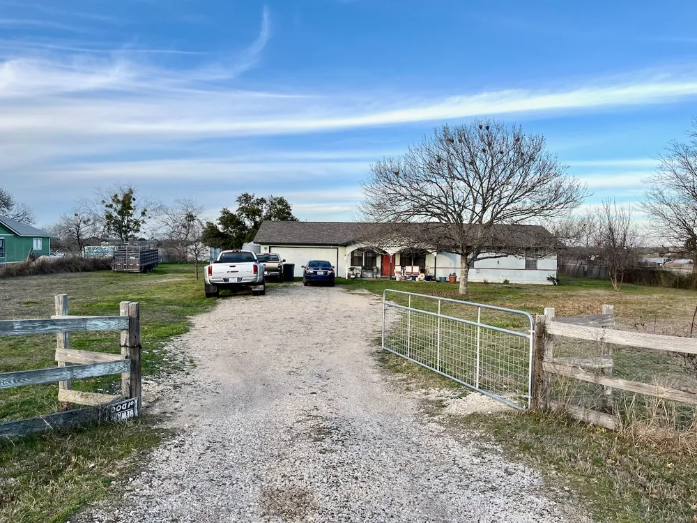 11604 Moore Road Austin, TX 78719