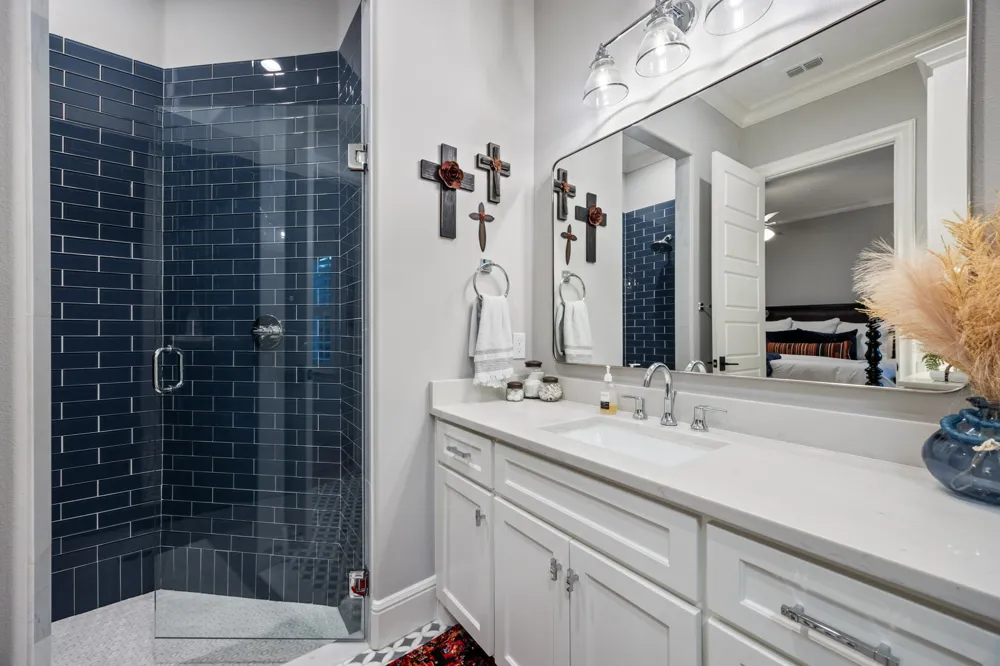 2201 Hanna Court Midlothian, TX 76065
