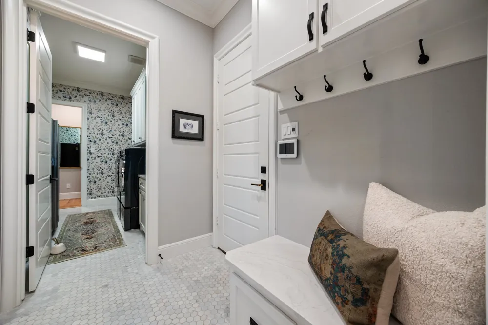 2201 Hanna Court Midlothian, TX 76065