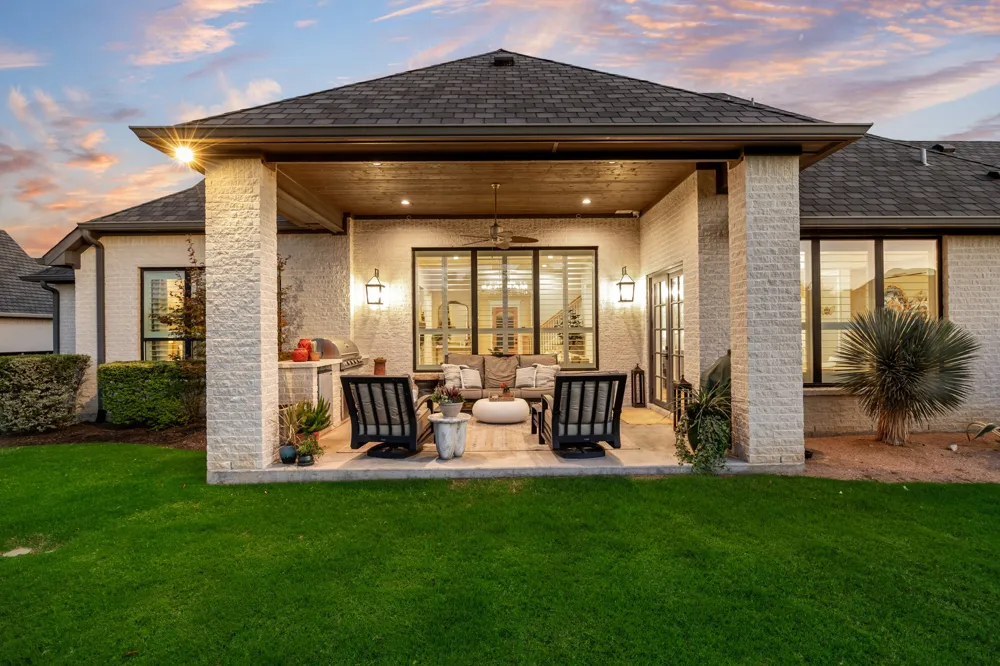 2201 Hanna Court Midlothian, TX 76065