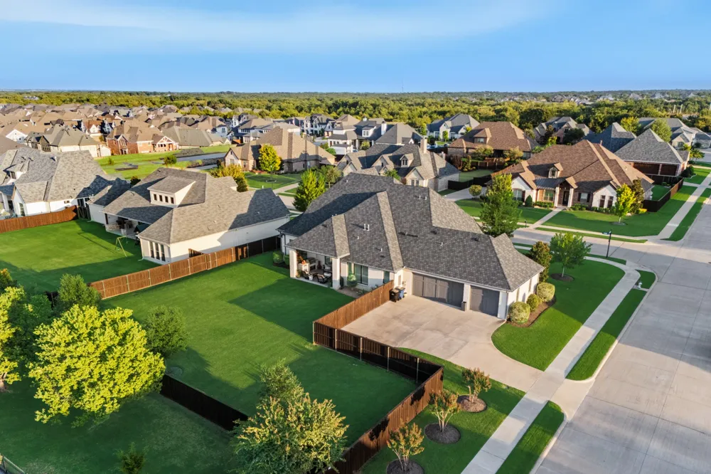 2201 Hanna Court Midlothian, TX 76065
