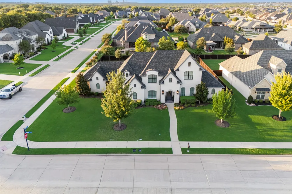 2201 Hanna Court Midlothian, TX 76065